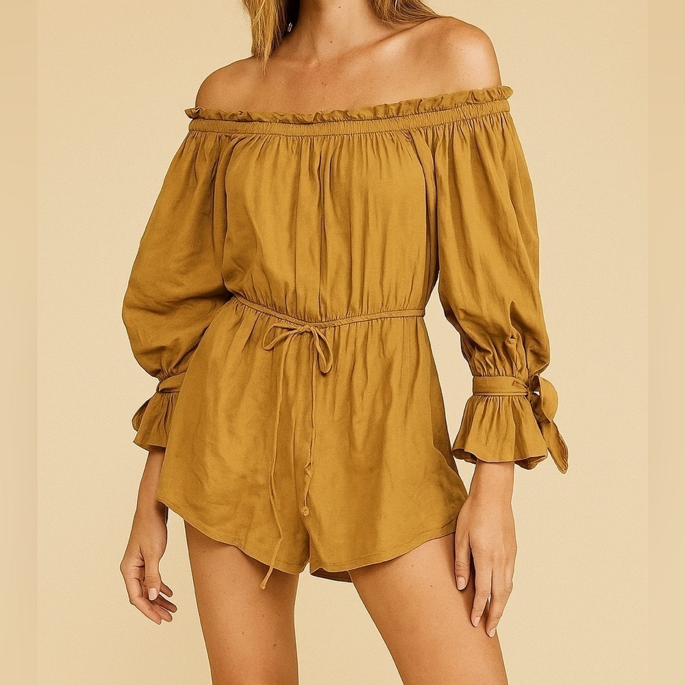L’atiste off shoulder shorts romper M